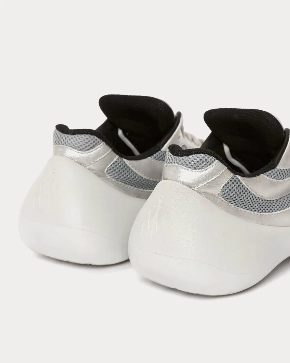 Bumper-Hike Silver / Grey Low Top Sneakers