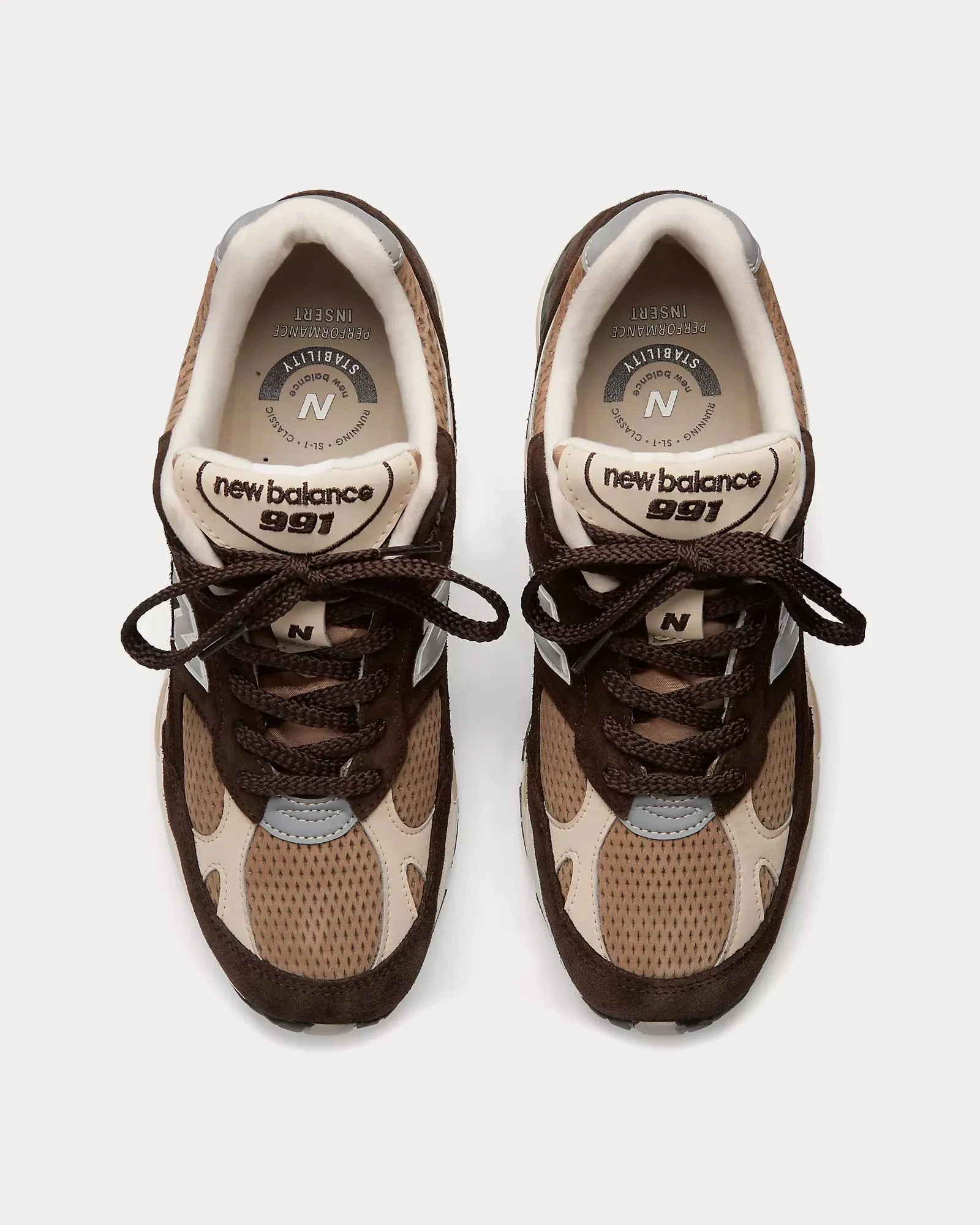 MADE in UK 991v1 Finale Delicioso / Silver Mink / Oyster Grayo Low Top Sneakers