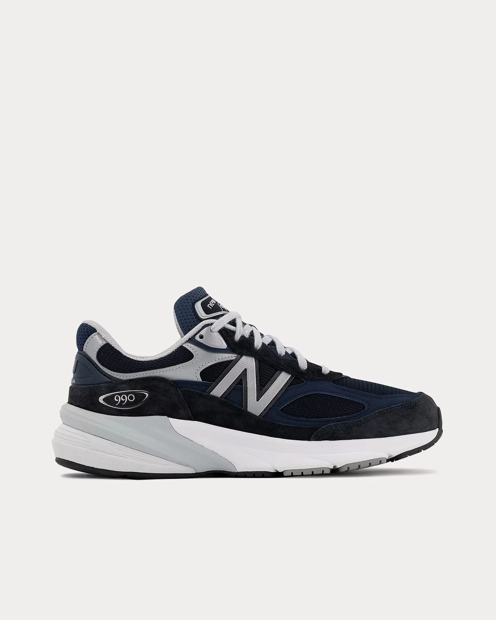 Made in USA 990v6 Navy / White Low Top Sneakers