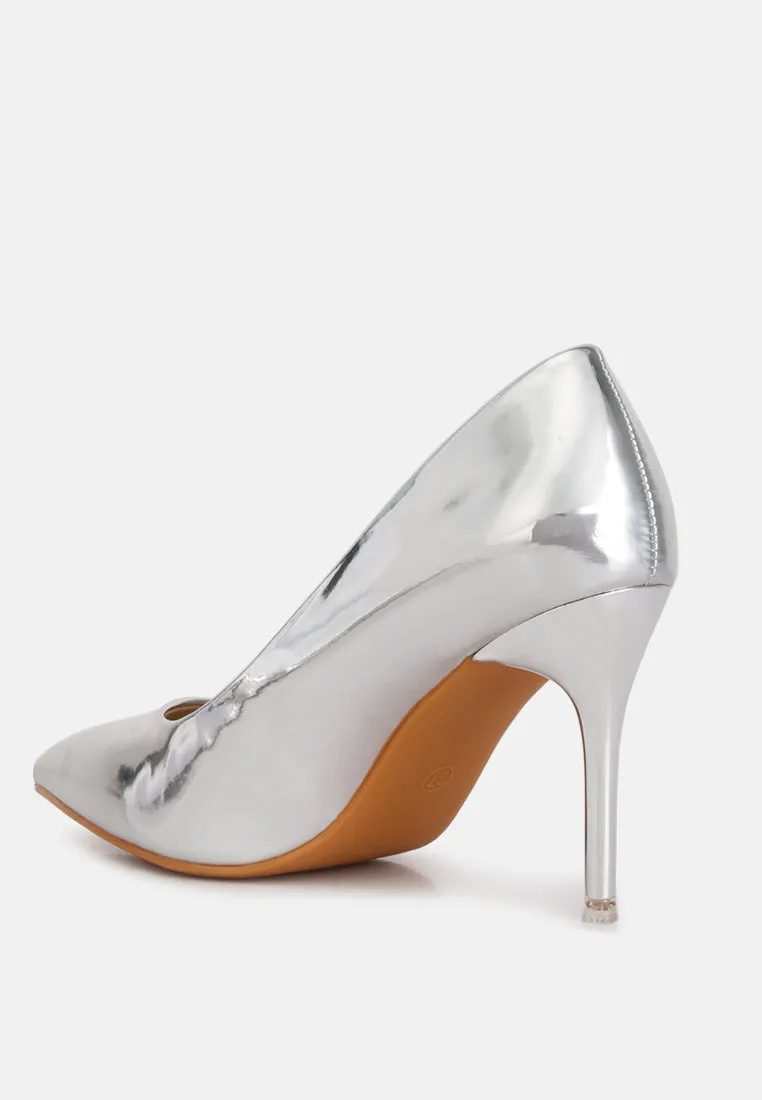 Poudre metallic patent faux leather pumps