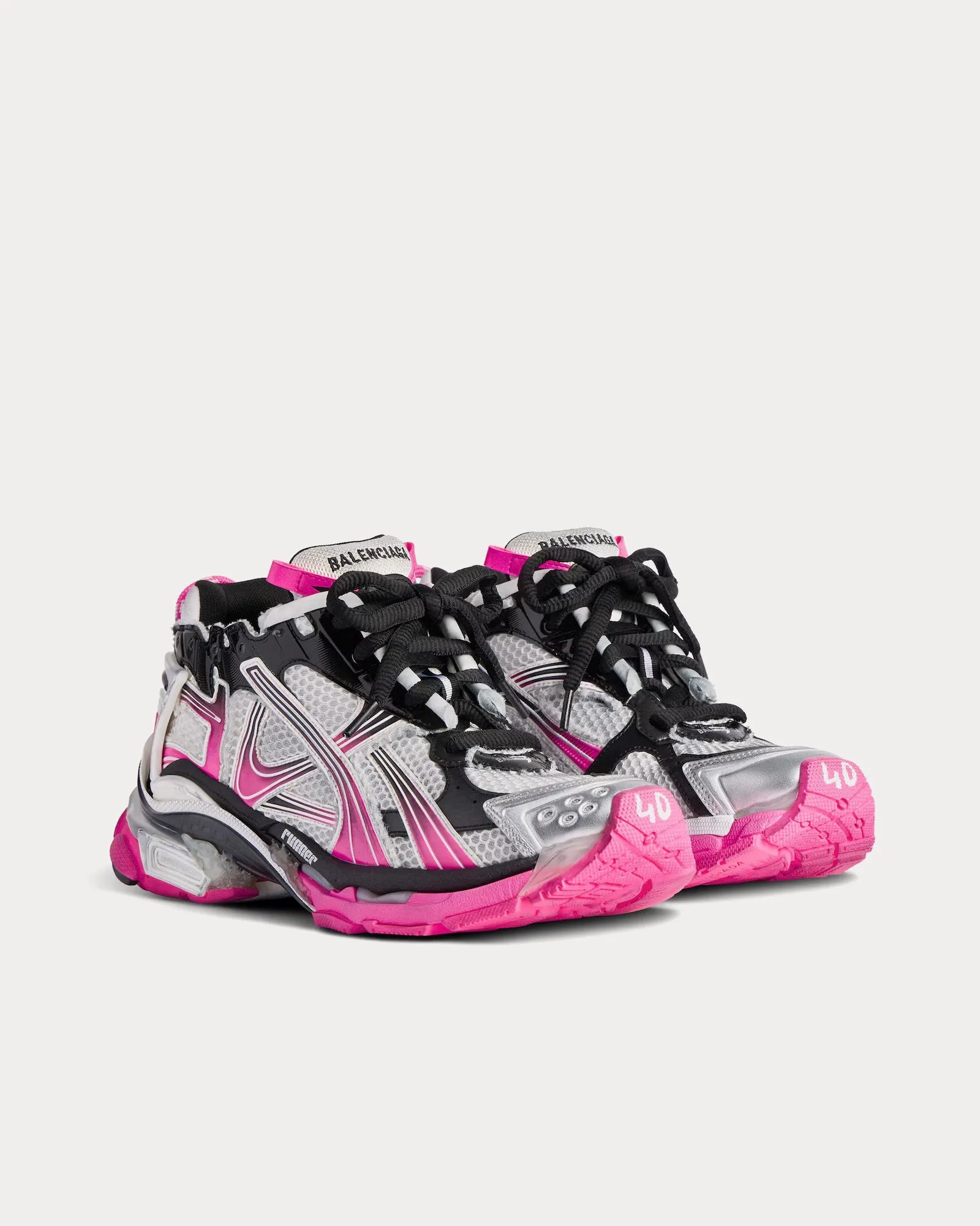 Runner Gradient White / Pink / Black Low Top Sneakers