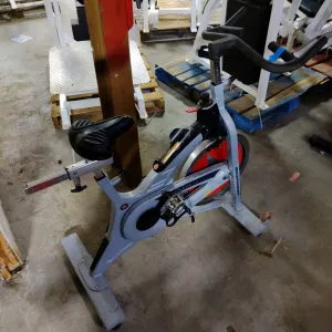 Schwinn Evolution SR Indoor Cycling Exercise Bike